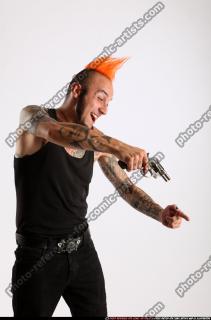 2015 02 EDGAR REVOLVER POINTING 07