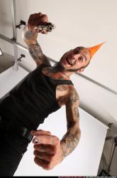 edgar-revolver-pointing