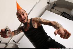 edgar-revolver-pointing