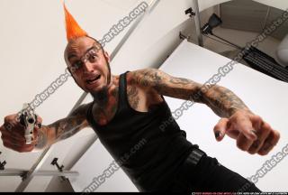 2015 02 EDGAR REVOLVER POINTING 10