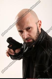 2015 01 ROSS DUAL PISTOLS POSE2 08