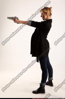 2015 01 RACHEL DUAL PISTOLS POSE1 02