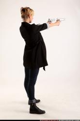 rachel-dual-pistols-pose1