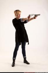 rachel-dual-pistols-pose1