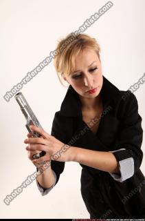 2015 01 RACHEL PISTOL POSE1 12