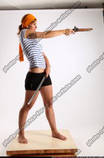 2015 02 AMY PIRATE FLINTLOCK SWORD AIMING POSE 06 C