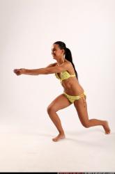 katerinerine-bikini-voleyball-pose3