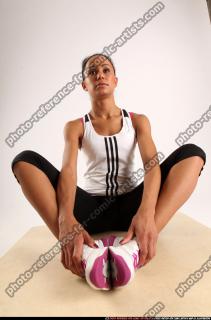 2015 03 KATERINE YOGA POSE8 08
