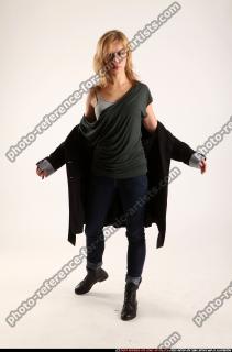 2015 03 RACHEL UNDRESSING 04