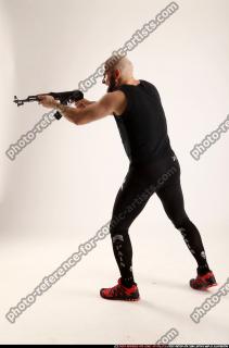 2015 04 ROSS SHOOTING AK POSE2 02