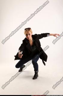 2015 04 RACHEL PISTOL POSE3 04