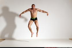 smax-streetfighter-spider-man-jump1