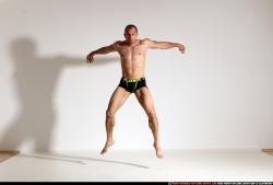 smax-streetfighter-spider-man-jump1