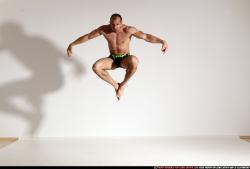 smax-streetfighter-spider-man-jump1