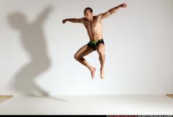 smax-streetfighter-spider-man-jump1