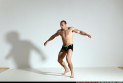 smax-streetfighter-spider-man-jump1