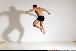 smax-streetfighter-spider-man-jump1