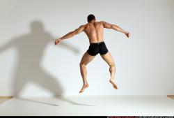 smax-streetfighter-spider-man-jump1