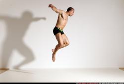 smax-streetfighter-spider-man-jump1