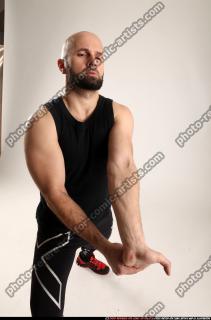 2015 05 ROSS EXERCISE POSE3 09