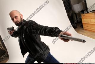 2015 05 ROSS DUAL PISTOLS POSE5 09