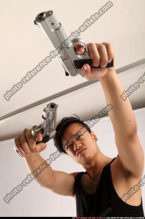 Jerald-mob-dual-pistols