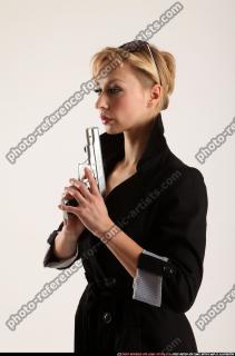 2015 06 RACHEL PISTOL POSE4 01 B