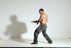 smax-streetfighter-shooting-ak47