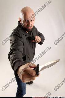 2015 06 ROSS KNIFE POSE2 12