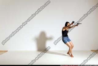 2015 07 SMAX ANGELICA RUNNING SHOOTING DUAL GUNS 010