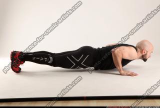 2015 07 ROSS EXERCISE POSE4 06 B