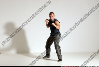 smax-streetfighter-knife-front-assault