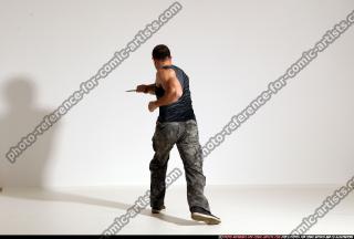 smax-streetfighter-knife-front-assault