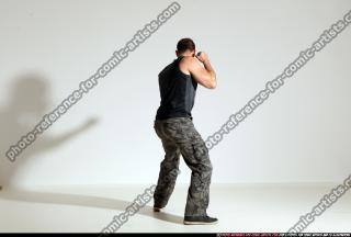 smax-streetfighter-knife-front-assault