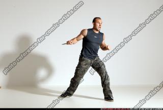 smax-streetfighter-knife-front-assault