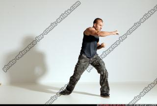 smax-streetfighter-knife-front-assault