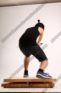 2015 09 JERALD MOB SWORD SWORD POSE2 04 C