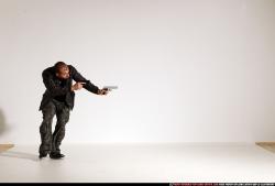 smax-streetfighter-running-shooting-dual-guns2