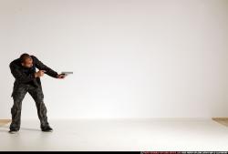 smax-streetfighter-running-shooting-dual-guns2