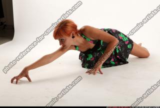 2015 10 AGATHA CRAWLING POSE 01 B