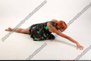 2015 10 AGATHA CRAWLING POSE 07 A