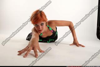 2015 10 AGATHA CRAWLING POSE 09