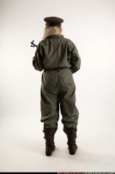 kayaa-uniform-ak-pose1