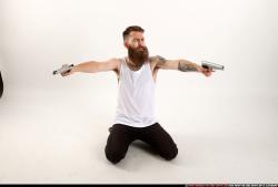 oscar-dual-pistols-pose3