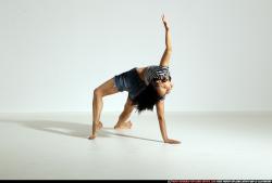 smax-angelica-yoga-camatkarasana-pose