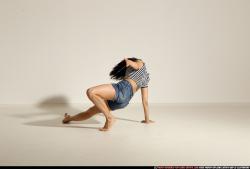 smax-angelica-yoga-camatkarasana-pose