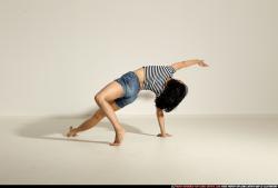 smax-angelica-yoga-camatkarasana-pose