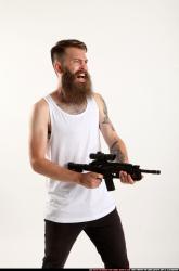 oscar-shooting-smg-m4a1