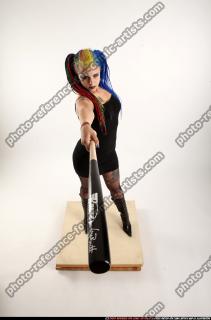 dolores-bat-pose6