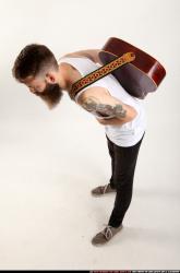 oscar-guitar-taking-bow